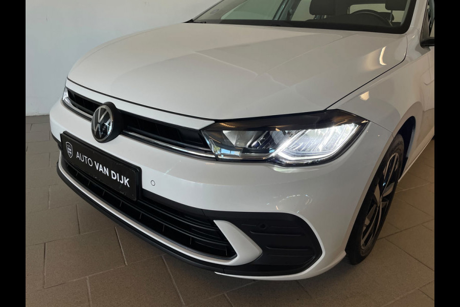 Volkswagen Polo 1.0 TSI Life Business TREKHAAK CLIMA MULTIMEDIA CRUISE PARKEERSENSOREN APPLE CARPLAY STOELVERWARMING PRIVACY GLAS