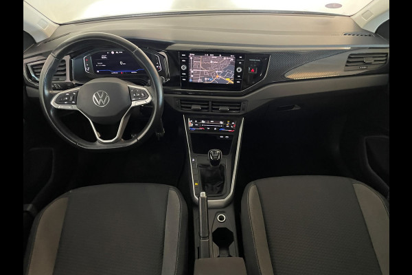Volkswagen Polo 1.0 TSI Life Business TREKHAAK CLIMA MULTIMEDIA CRUISE PARKEERSENSOREN APPLE CARPLAY STOELVERWARMING PRIVACY GLAS
