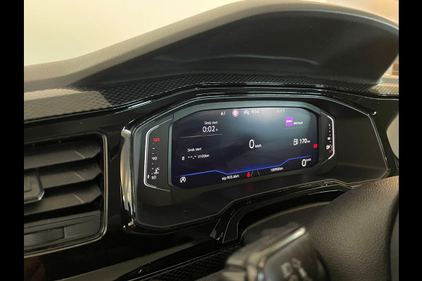 Volkswagen Polo 1.0 TSI Life Business TREKHAAK CLIMA MULTIMEDIA CRUISE PARKEERSENSOREN APPLE CARPLAY STOELVERWARMING PRIVACY GLAS