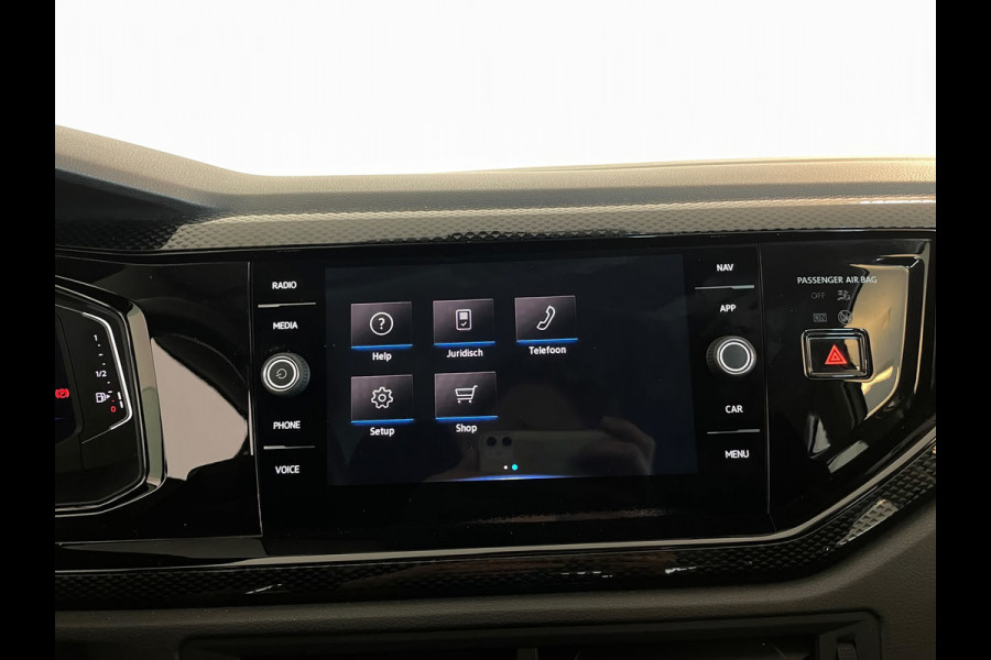 Volkswagen Polo 1.0 TSI Life Business TREKHAAK CLIMA MULTIMEDIA CRUISE PARKEERSENSOREN APPLE CARPLAY STOELVERWARMING PRIVACY GLAS