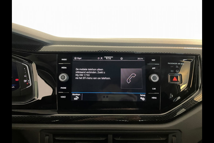 Volkswagen Polo 1.0 TSI Life Business TREKHAAK CLIMA MULTIMEDIA CRUISE PARKEERSENSOREN APPLE CARPLAY STOELVERWARMING PRIVACY GLAS