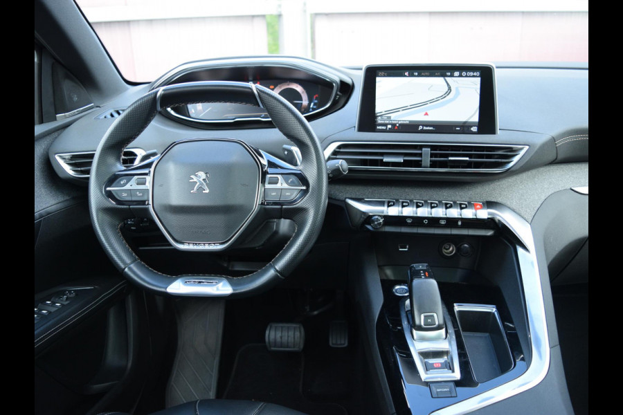Peugeot 5008 1.2 PureTech GT-Line | navigatie | schuif kanteldak l elektrische kofferklep l trekhaak