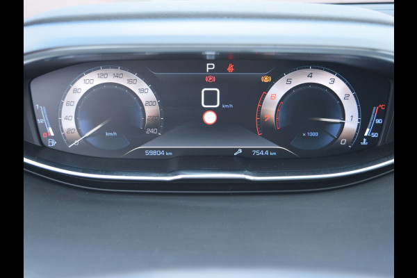 Peugeot 5008 1.2 PureTech GT-Line | navigatie | schuif kanteldak l elektrische kofferklep l trekhaak
