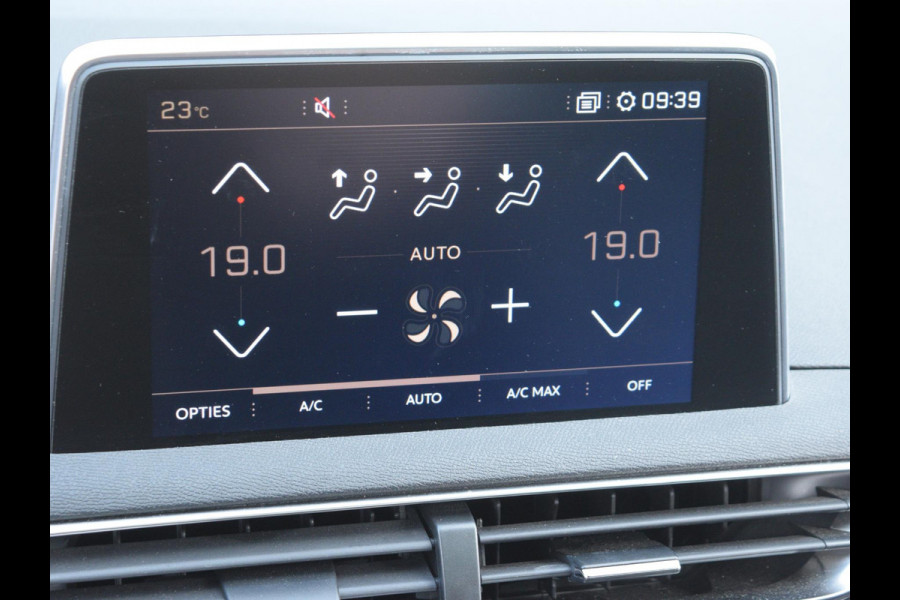 Peugeot 5008 1.2 PureTech GT-Line | navigatie | schuif kanteldak l elektrische kofferklep l trekhaak