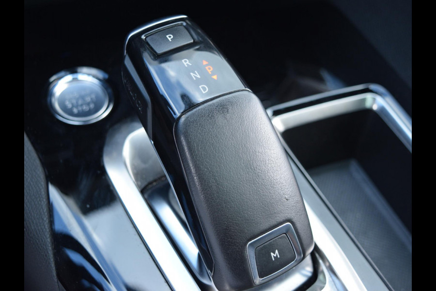 Peugeot 5008 1.2 PureTech GT-Line | navigatie | schuif kanteldak l elektrische kofferklep l trekhaak