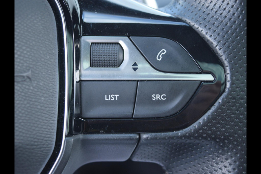 Peugeot 5008 1.2 PureTech GT-Line | navigatie | schuif kanteldak l elektrische kofferklep l trekhaak