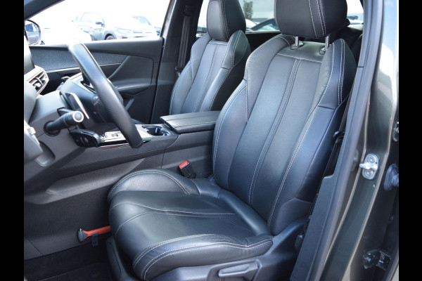 Peugeot 5008 1.2 PureTech GT-Line | navigatie | schuif kanteldak l elektrische kofferklep l trekhaak