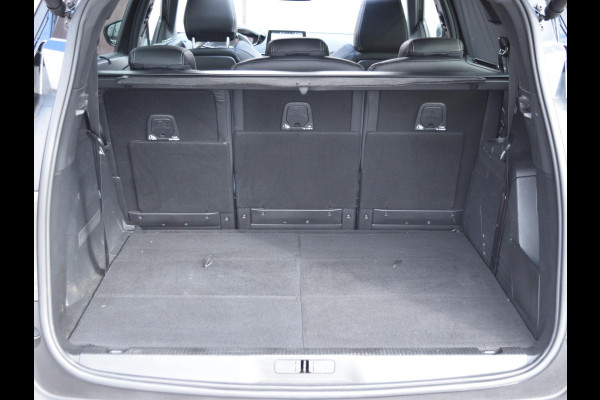Peugeot 5008 1.2 PureTech GT-Line | navigatie | schuif kanteldak l elektrische kofferklep l trekhaak