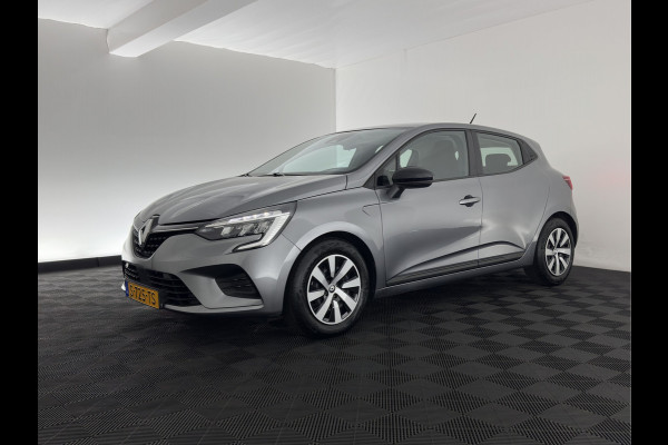 Renault Clio 1.6 E-Tech Hybrid 145 Equilibre (INCL.BTW) Aut. *FULL-LED | COMFORT-SEATS | CARPLAY | KEYLESS | DAB+ | ECC | PDC | CRUISE | TOWBAR*