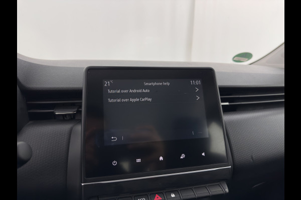 Renault Clio 1.6 E-Tech Hybrid 145 Equilibre (INCL.BTW) Aut. *FULL-LED | COMFORT-SEATS | CARPLAY | KEYLESS | DAB+ | ECC | PDC | CRUISE | TOWBAR*