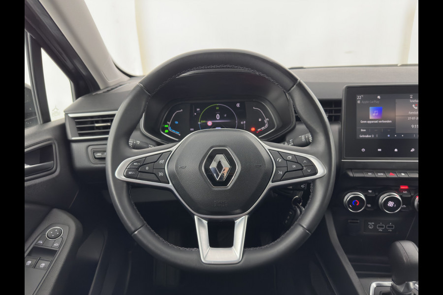 Renault Clio 1.6 E-Tech Hybrid 145 Equilibre (INCL.BTW) Aut. *FULL-LED | COMFORT-SEATS | CARPLAY | KEYLESS | DAB+ | ECC | PDC | CRUISE | TOWBAR*