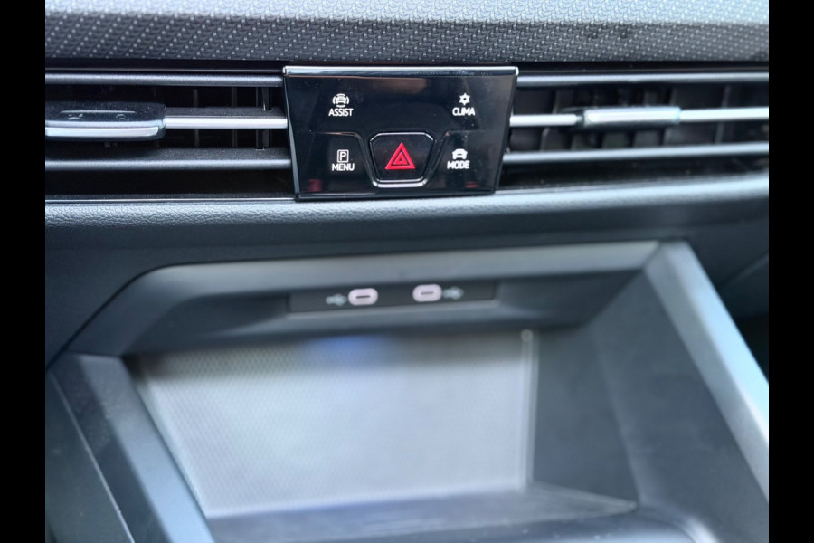 Volkswagen Golf 1.5 TSI 3x R-Line Pano/HuD/Matrix