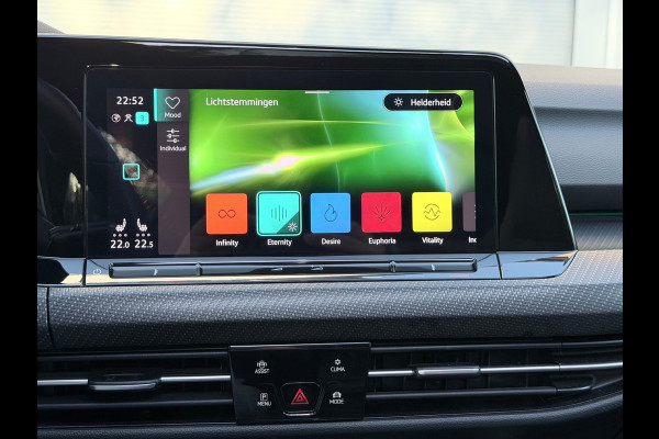 Volkswagen Golf 1.5 TSI 3x R-Line Pano/HuD/Matrix