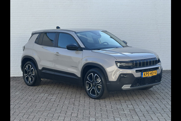 Jeep Avenger Summit 54 kWh Clima Camera Cruise Carplay PDC voor en achter Half Leder