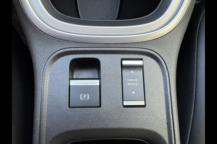 Jeep Avenger Summit 54 kWh Clima Camera Cruise Carplay PDC voor en achter Half Leder
