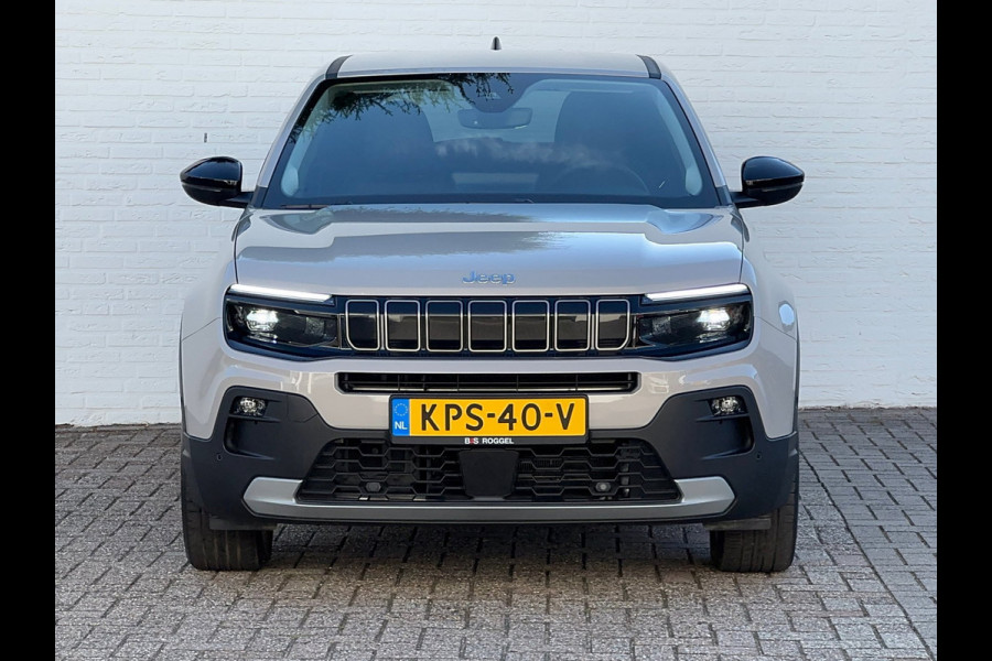 Jeep Avenger Summit 54 kWh Clima Camera Cruise Carplay PDC voor en achter Half Leder