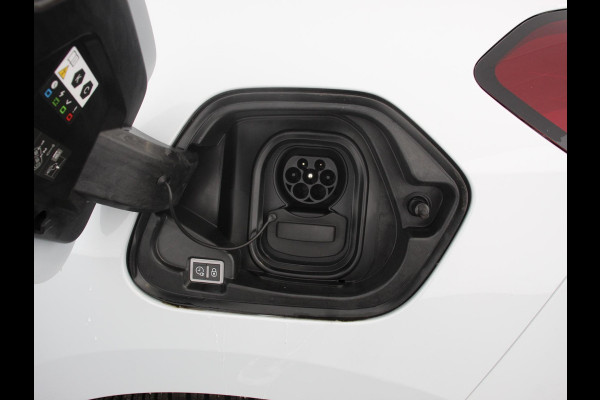 Opel CORSA-E Long Range GS Automaat Navigatie Apple Carplay/Android Auto Lichtmetalen Velgen Cruise Control