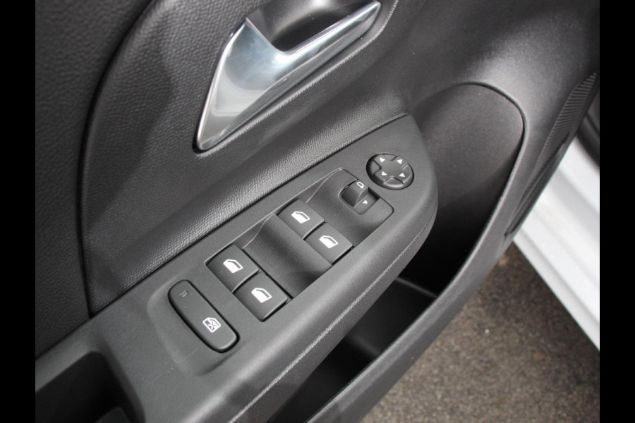 Opel CORSA-E Long Range GS Automaat Navigatie Apple Carplay/Android Auto Lichtmetalen Velgen Cruise Control