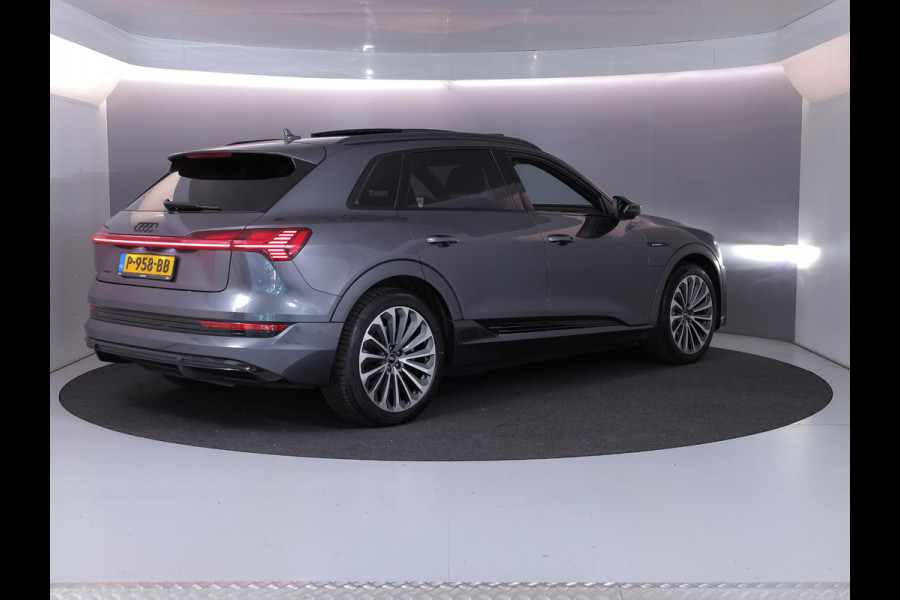 Audi e-tron 55 quattro S edition 95 kWh 408 pk | SOH 95,17% | Navigatie | Panoramadak | Parkeersensoren | Rondomzicht camera | B&O Soundsystem | Head-up display | Lederen bekleding | S-Line |