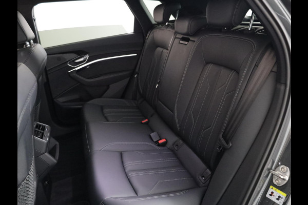 Audi e-tron 55 quattro S edition 95 kWh 408 pk | SOH 95,17% | Navigatie | Panoramadak | Parkeersensoren | Rondomzicht camera | B&O Soundsystem | Head-up display | Lederen bekleding | S-Line |