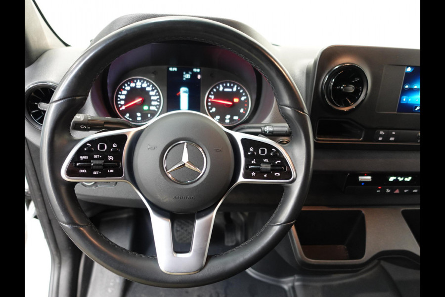 Mercedes-Benz Sprinter 315 1.9 CDI L2H2 RWD Automaat Airco Trekhaak Camera Navigatie
