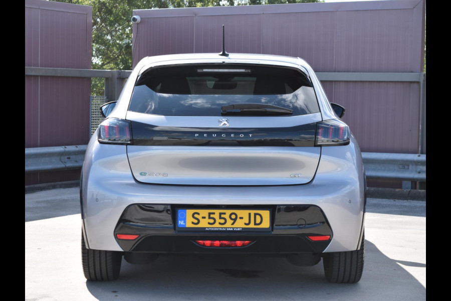 Peugeot e-208 EV GT Pack 50 kWh l voorstoelen verwarmd l adaptief cruise control l Apple Carplay/Android Auto l Alcantara bekleding