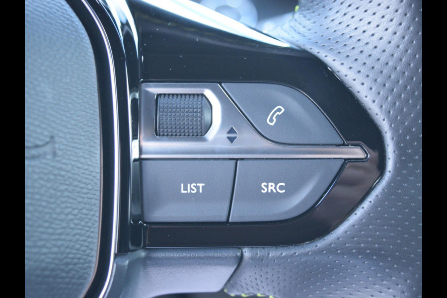 Peugeot e-208 EV GT Pack 50 kWh l voorstoelen verwarmd l adaptief cruise control l Apple Carplay/Android Auto l Alcantara bekleding