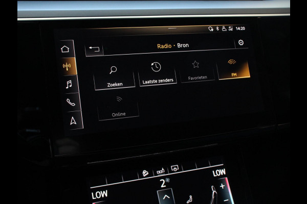 Audi e-tron e-tron 50 quattro Launch edition Navigatie Climate Control Parkeer Sensoren Lichtmetalen velgen