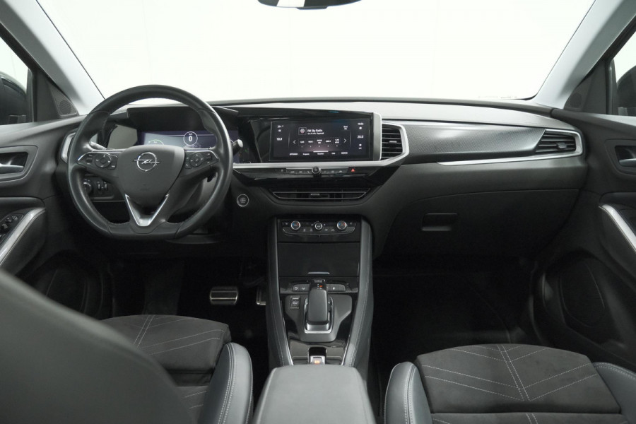 Opel Grandland 1.6 Turbo Plug-In Hybrid GS Line | Adaptieve Cruise Control | Alcantara Pakket | Camera | Apple Carplay