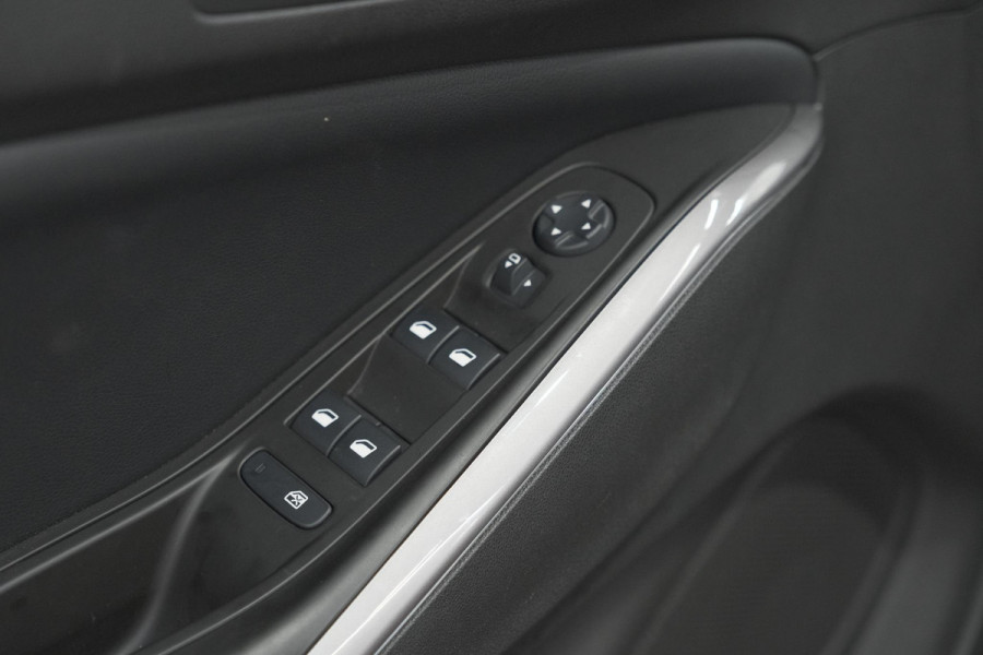 Opel Grandland 1.6 Turbo Plug-In Hybrid GS Line | Adaptieve Cruise Control | Alcantara Pakket | Camera | Apple Carplay