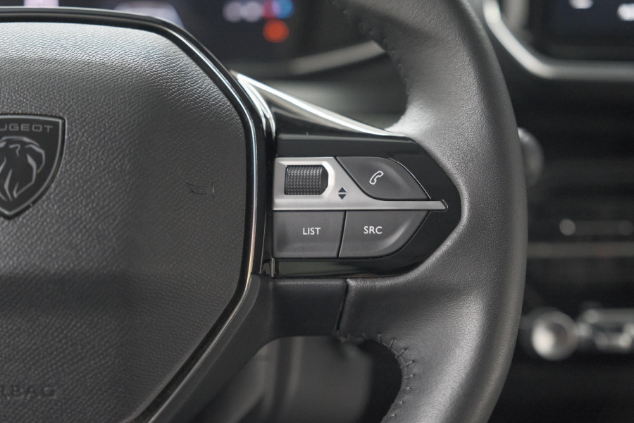 Peugeot 208 PureTech 100 Allure | Apple Carplay | Parkeersensoren | Climate Control