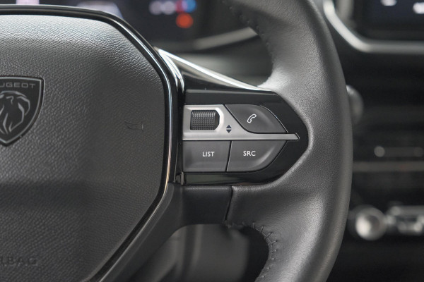 Peugeot 208 PureTech 100 Allure | Apple Carplay | Parkeersensoren | Climate Control
