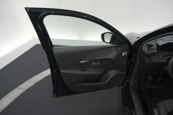 Peugeot 208 PureTech 100 Allure | Apple Carplay | Parkeersensoren | Climate Control