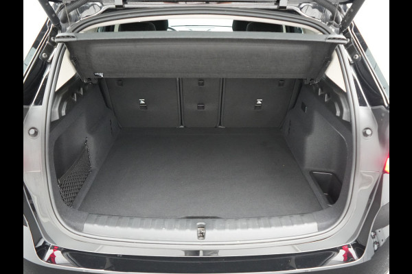 BMW iX1 xDrive30 67 kWh 313pk Dealer O.H. | Trekhaak Af Fabriek | Camera | Adaptief M Onderstel | Voorstoelen Verwarmd | Keyless | Sfeerverlichting | Apple Carplay | Adaptive LED | Cruise Control | Navigatie | DAB |