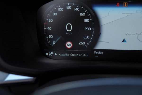 Volvo XC60 T6 350PK Automaat Recharge Inscription / Trekhaak / 360 camera / Leder dashboard  / Head-up display / Harman Kardon audio/ BLIS/ Elektrischbedienbare stoelen met geheugen / Panoramadak/ Adaptive cruise control/ Pilot assist/ Apple Carplay/ Android auto/