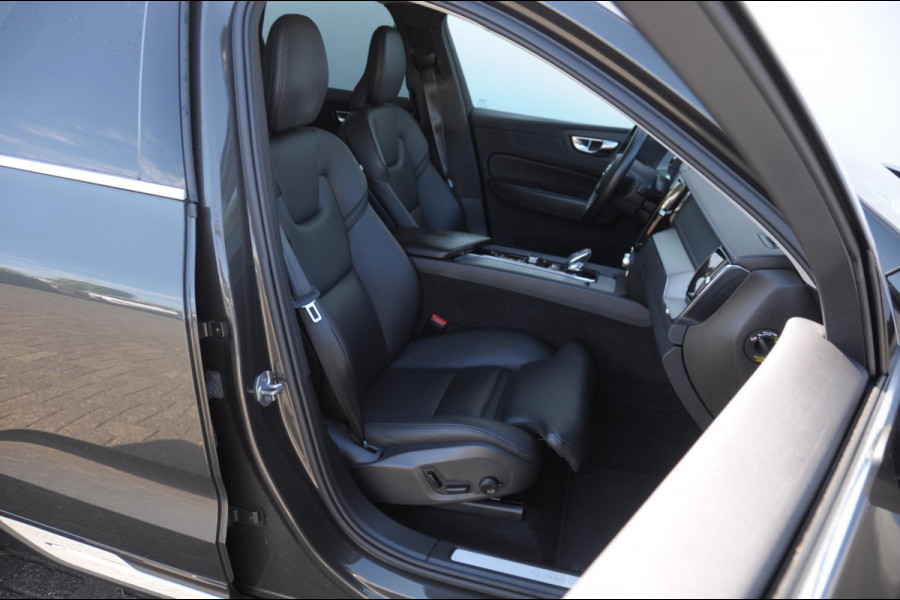 Volvo XC60 T6 350PK Automaat Recharge Inscription / Trekhaak / 360 camera / Leder dashboard  / Head-up display / Harman Kardon audio/ BLIS/ Elektrischbedienbare stoelen met geheugen / Panoramadak/ Adaptive cruise control/ Pilot assist/ Apple Carplay/ Android auto/