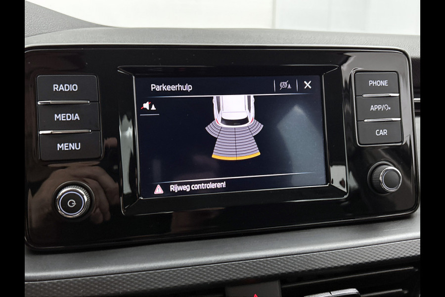 Škoda Kamiq 1.0 TSI 111PK Active / Hoge instap / 6Versn. / Pdc. / Airco / Radio multimedia  / Cruis controle / Apk 03-2027