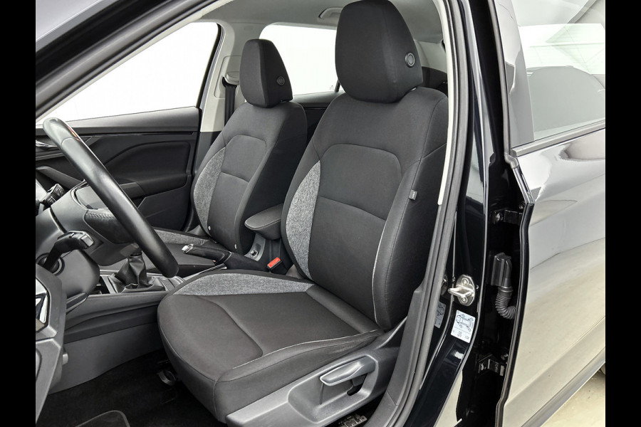 Škoda Kamiq 1.0 TSI 111PK Active / Hoge instap / 6Versn. / Pdc. / Airco / Radio multimedia  / Cruis controle / Apk 03-2027