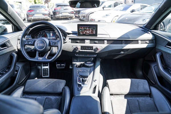 Audi A4 Avant 40 TFSI Sport S line black edition | Stoelverwarming | Bang & Olufsen | Camera
