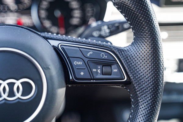 Audi A4 Avant 40 TFSI Sport S line black edition | Stoelverwarming | Bang & Olufsen | Camera
