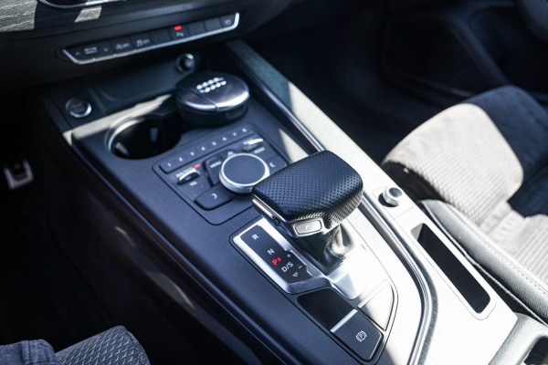 Audi A4 Avant 40 TFSI Sport S line black edition | Stoelverwarming | Bang & Olufsen | Camera