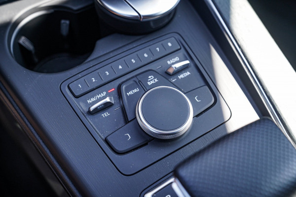 Audi A4 Avant 40 TFSI Sport S line black edition | Stoelverwarming | Bang & Olufsen | Camera