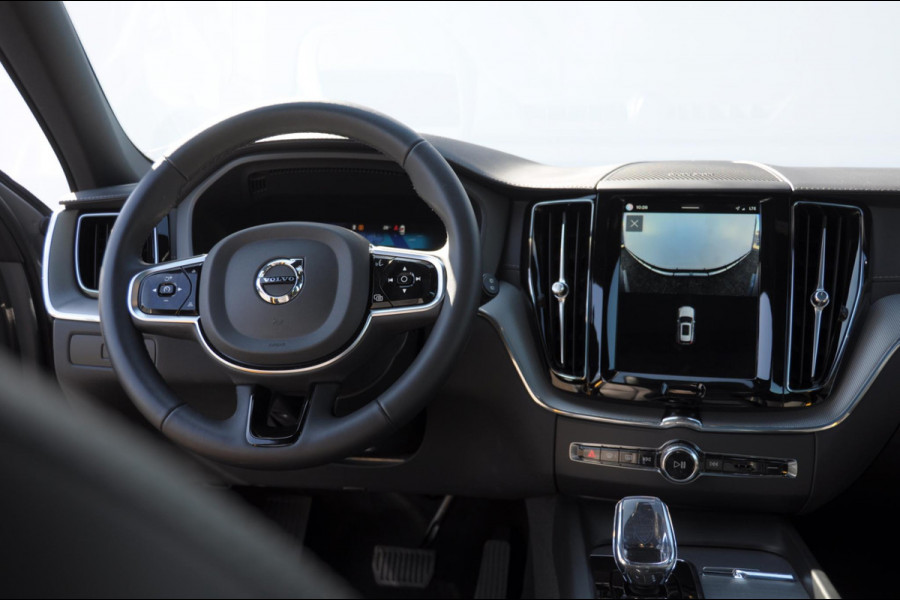 Volvo XC60 T8 455PK Automaat AWD Polestar Engineered / Google infotaiment / Adaptieve cruise control / BLIS/ Panoramamisch schuif-kanteldak / Stoel- en stuurwielverwarming / Apple Carplay / Head-up display / Gelamineerde ramen / 22"Velgen / Harman Kardon audio /