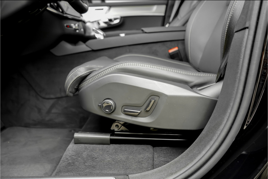 Volvo XC90 2.0 T8 Plug-in AWD Ultra Black 7p Model 2026 B&W Pano Massage Stoelventilatie Trekhaak