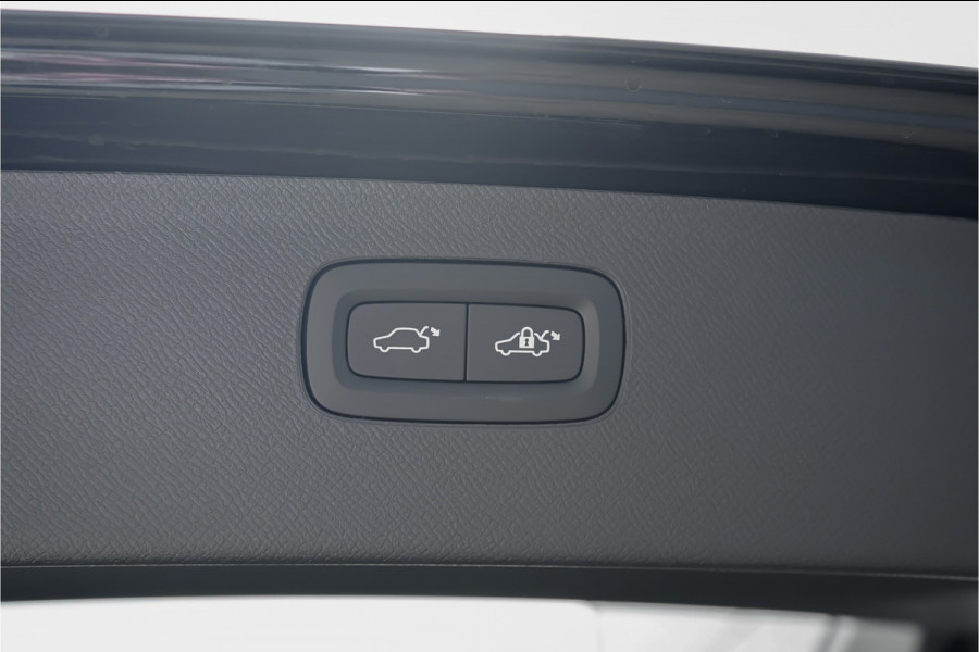 Volvo XC90 2.0 T8 Plug-in AWD Ultra Black 7p Model 2026 B&W Pano Massage Stoelventilatie Trekhaak