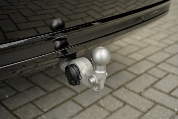 Volvo XC90 2.0 T8 Plug-in AWD Ultra Black 7p Model 2026 B&W Pano Massage Stoelventilatie Trekhaak