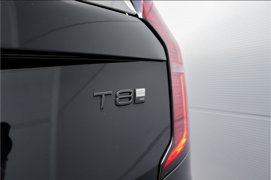 Volvo XC90 2.0 T8 Plug-in AWD Ultra Black 7p Model 2026 B&W Pano Massage Stoelventilatie Trekhaak