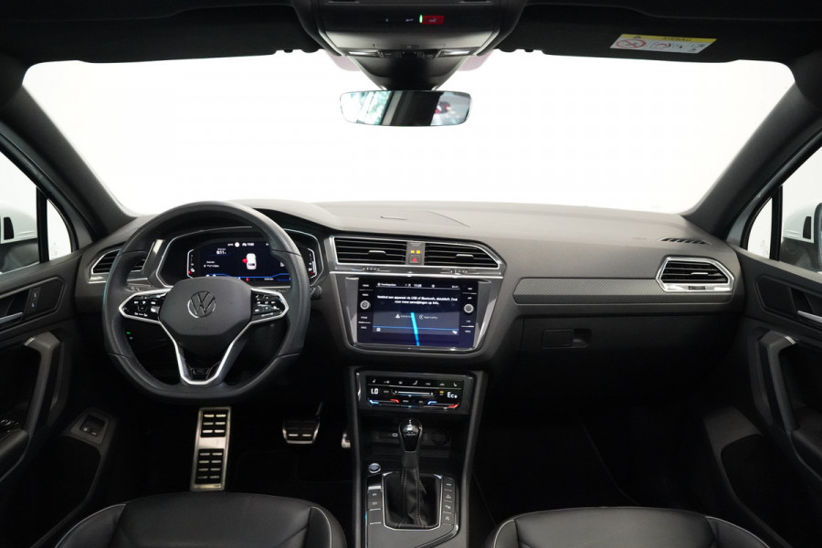 Volkswagen Tiguan 1.4 TSI eHybrid R-Line Business Panoramadak Leder ACC PDC Memory Stoelen