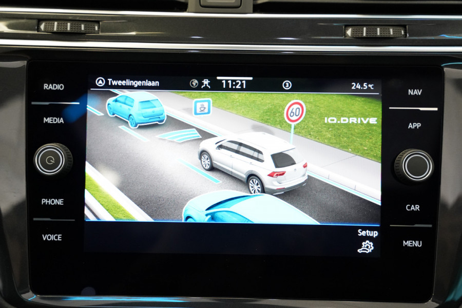 Volkswagen Tiguan 1.4 TSI eHybrid R-Line Business Panoramadak Leder ACC PDC Memory Stoelen