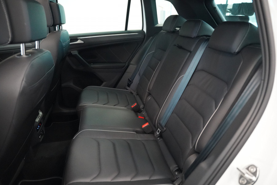 Volkswagen Tiguan 1.4 TSI eHybrid R-Line Business Panoramadak Leder ACC PDC Memory Stoelen